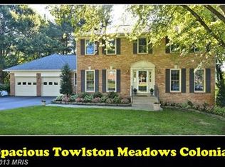 1403 Chopin St, Vienna, VA 22182