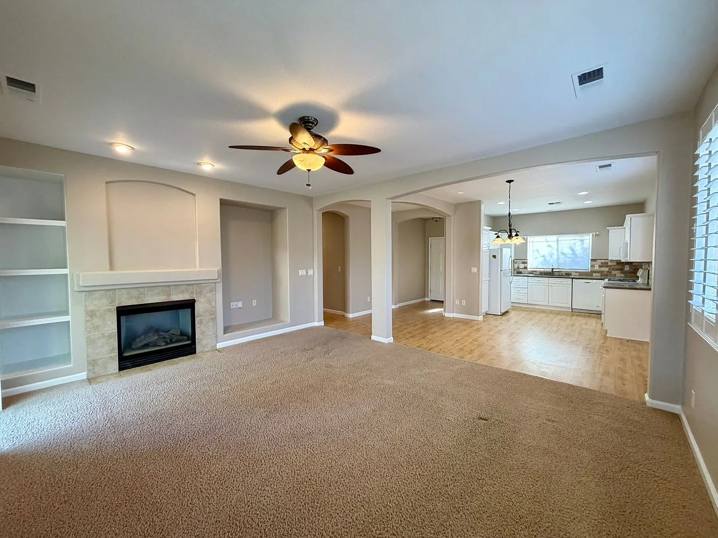 10647 Vista Bonita - Double Diamond Home — Photo 4