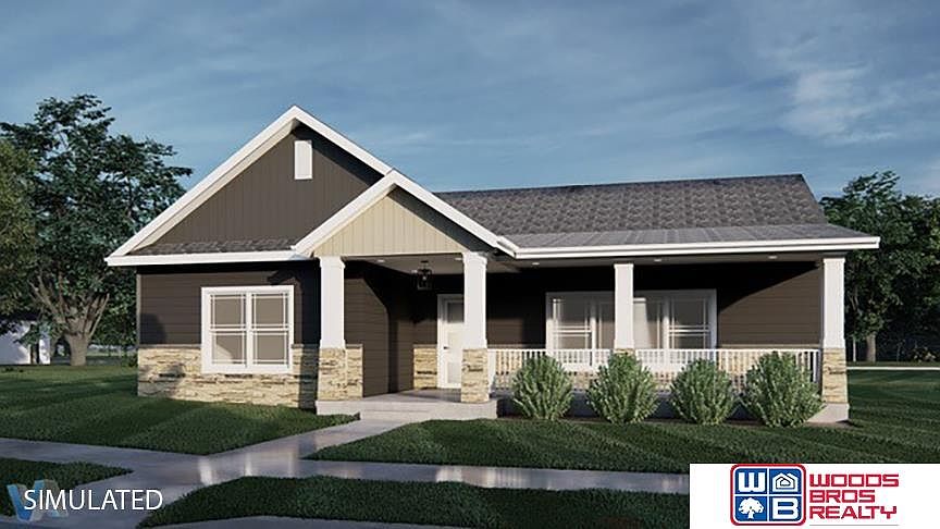 1087 Ironwood Dr — Seward Country Club