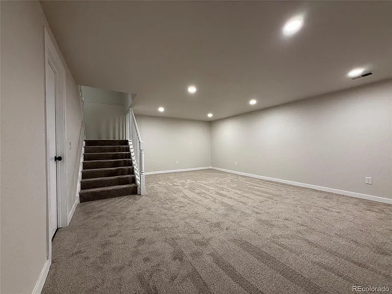 243 Vance St — Photo 10