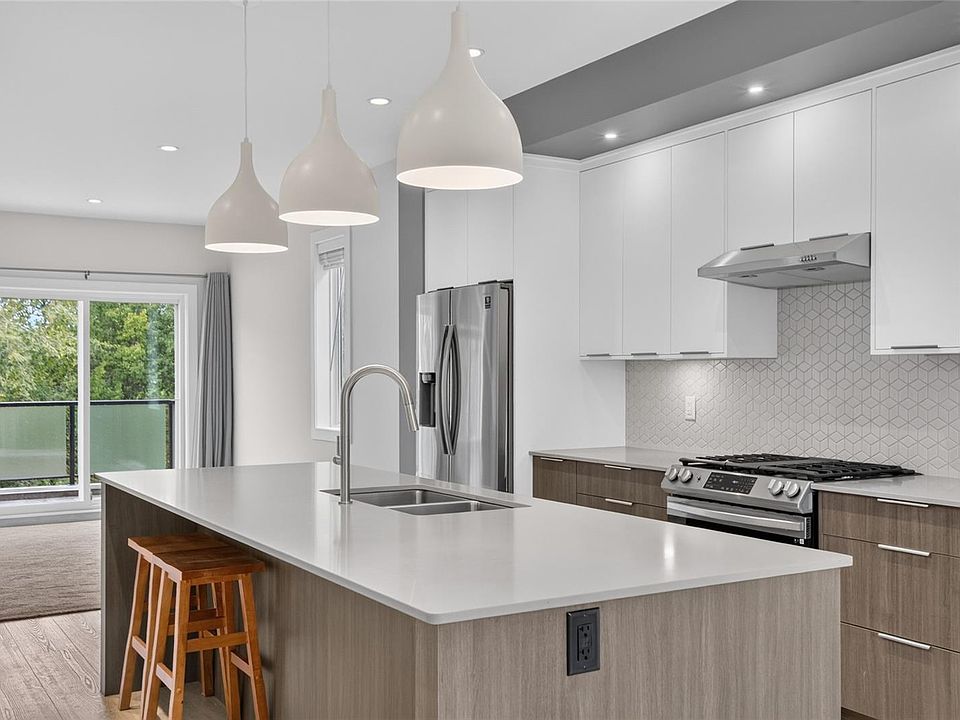 1st image of 2310 Guthrie Rd #13