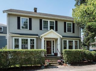 675A Hammond St, Chestnut Hill, MA 02467