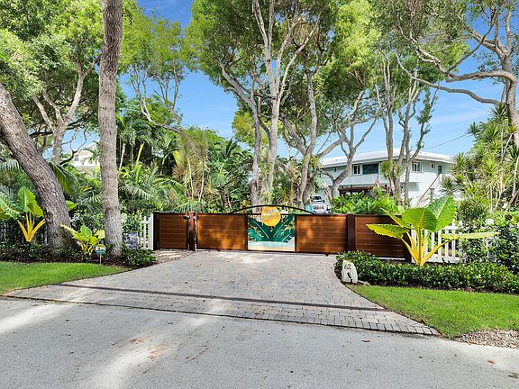 5th image of 62 Sunset Rd
