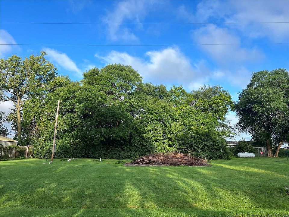 1st image of 15911 Menzel Manor Dr