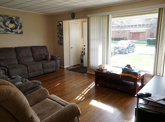 2nd image of 1159 S Church Ave