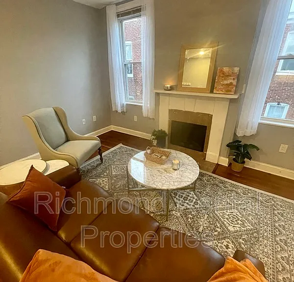 3 N Harvie St #4 — Photo 16