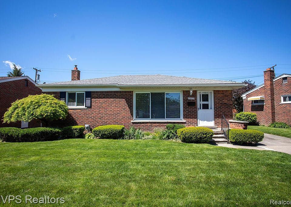 1st image of 24835 Petersburg Ave