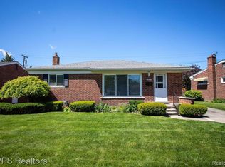 24835 Petersburg Ave, Eastpointe, MI 48021