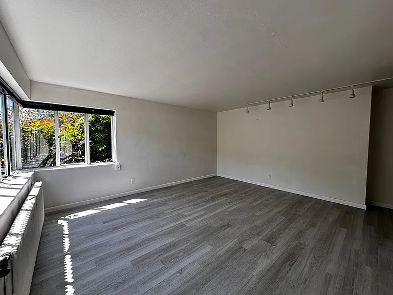 1800 Taylor Ave N #2 — Photo 9