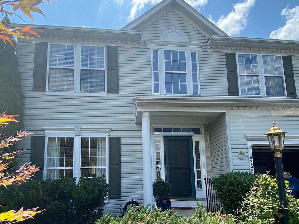 1st image of 6856 Jockey Club Ln