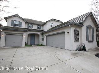 9244 Earl Fife Dr, Elk Grove, CA 95624