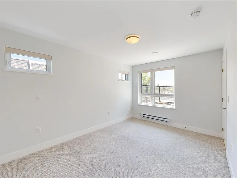 2731 Duke St — Photo 7