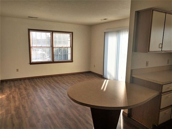 3rd image of 1816 Tiffany Ct #D