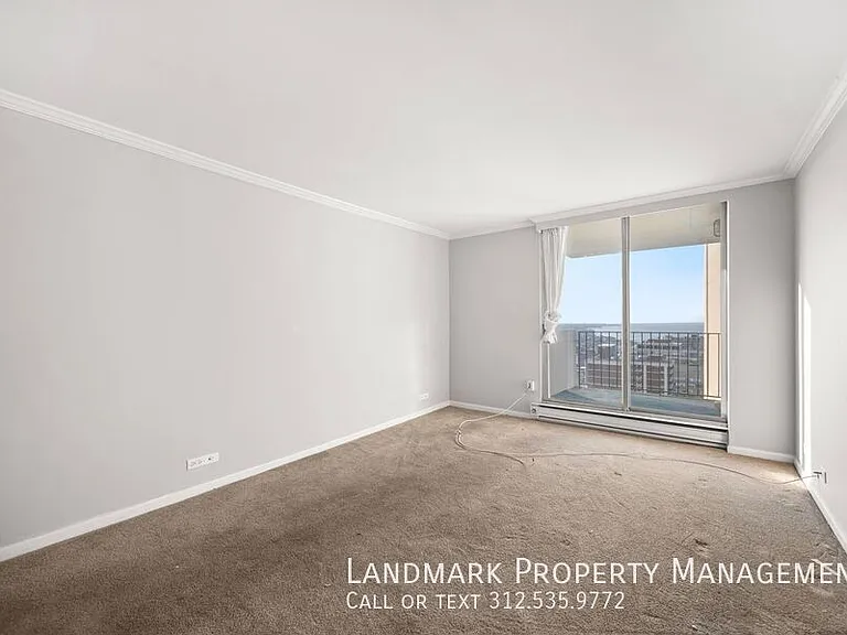 6033 N Sheridan Rd #35D — Photo 13