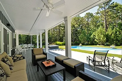Beautiful Three Bedroom Wainscott Home — Photo 2