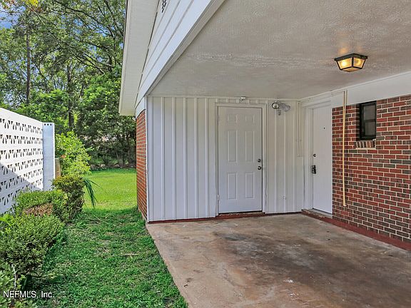 3rd image of 5215 KYLAN Drive N