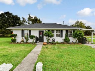 71 Packenham, Chalmette, LA 70043