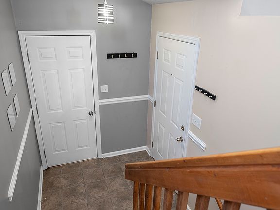 4th image of 2516 Knightsbridge Ln