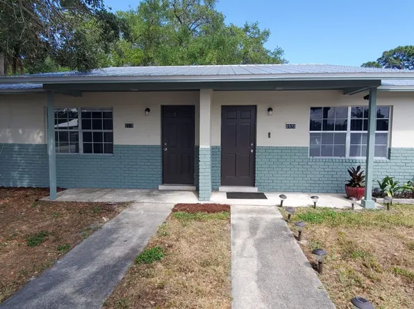 2578 Seneca Ave, Fort Pierce, FL 34946