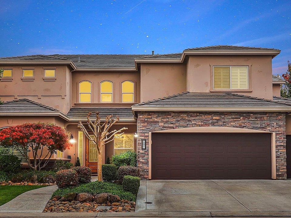 1st image of 10921 Saint Moritz Cir