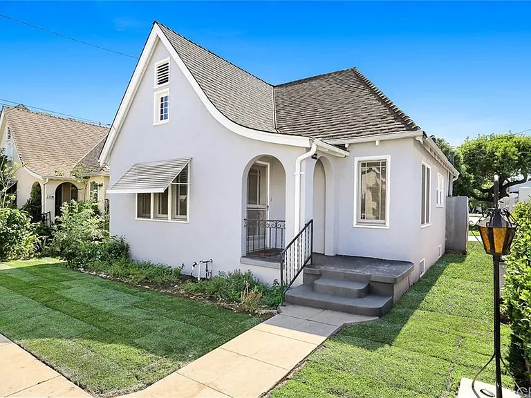 2101 Huntington Dr #A — Photo 1