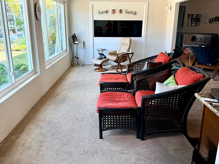 9645 Springmeadow Dr — Photo 6