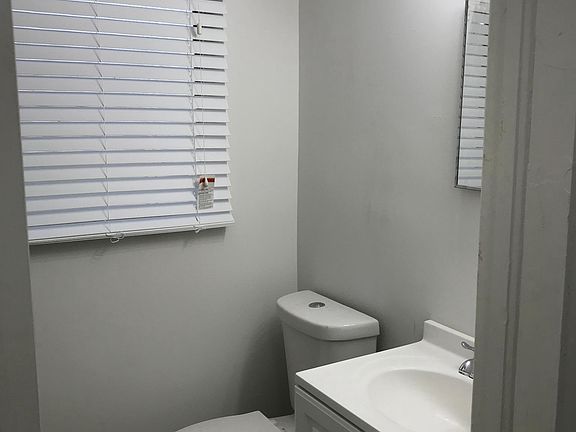 4th image of 2305 Monroe St APT 6