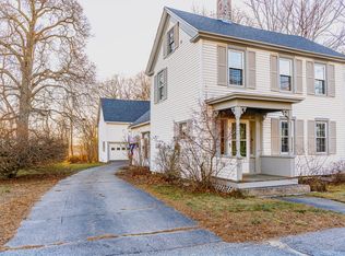 31 Elm St, Topsham, ME 04086