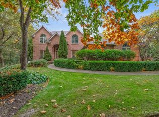 3314 Cardinal Ln, Spring Grove, IL 60081