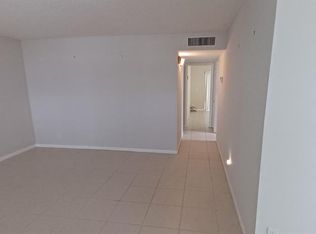 65 Normandy Ln #B, Delray Beach, FL 33484