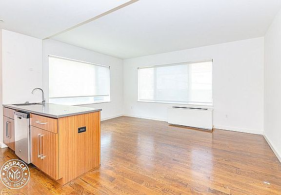 5th image of 1209 Dekalb Ave #986