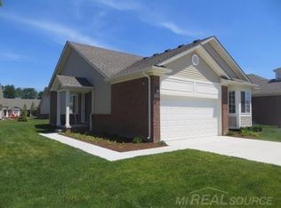 26209 Captains Lndg, Chesterfield, MI 48051