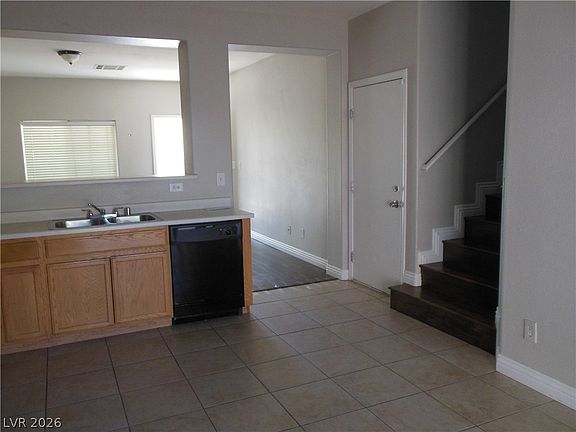 5th image of 7431 Mariposa Grove St