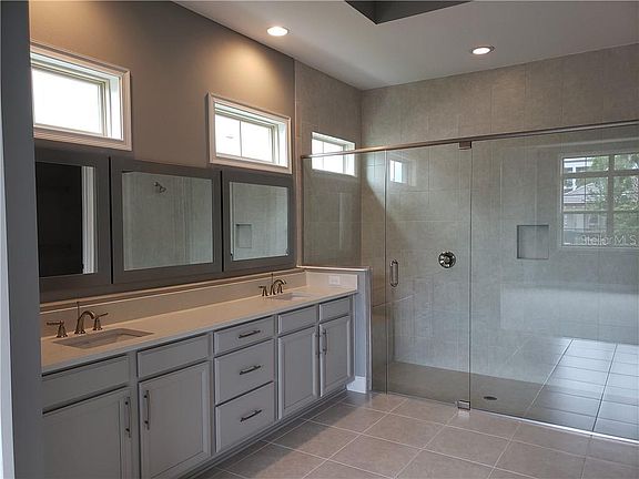 Home For Sale In Eagle Creek