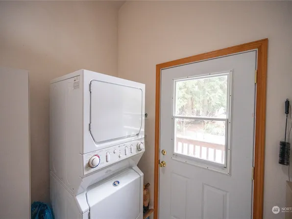 41971 Cape Horn Drive, Concrete, WA 98237