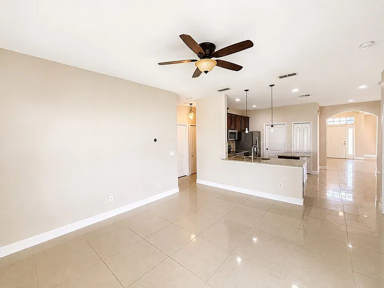 1778 Ribbon Falls Pkwy — Photo 9