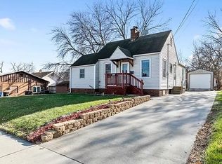 910 Thornton Ave, Des Moines, IA 50315