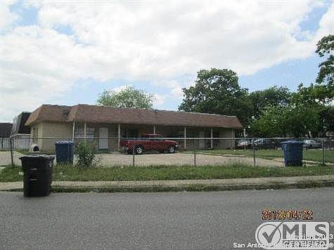 1st image of 7100 Woodgate Dr
