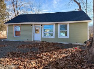 26 Rochelle Rd, Binghamton, NY 13901