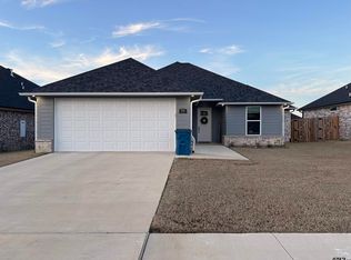 1711 Tres Dr, Whitehouse, TX 75791