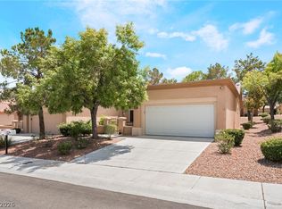 9333 Fresh Spring Dr, Las Vegas, NV 89134