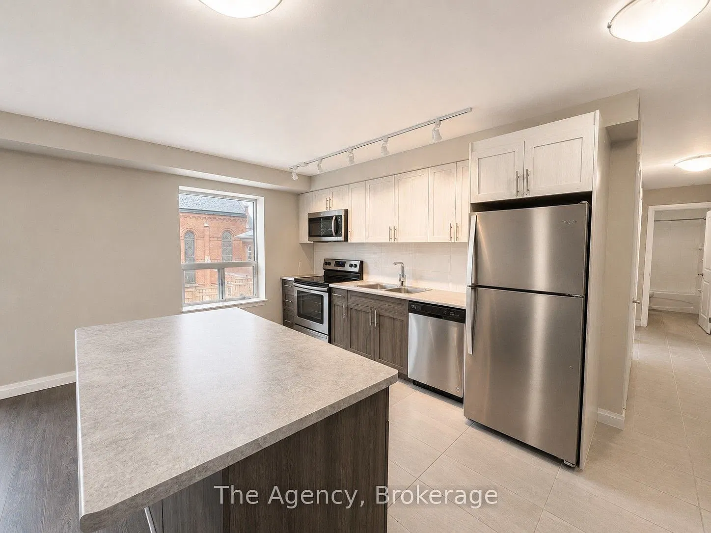 2 bed, $1,995 — Photo 4