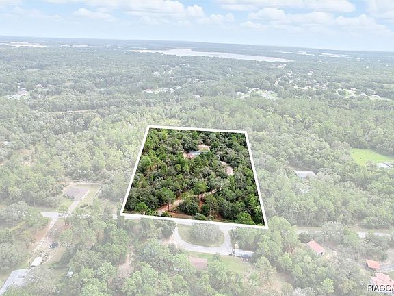 4th image of 3051 N Carolwood Point