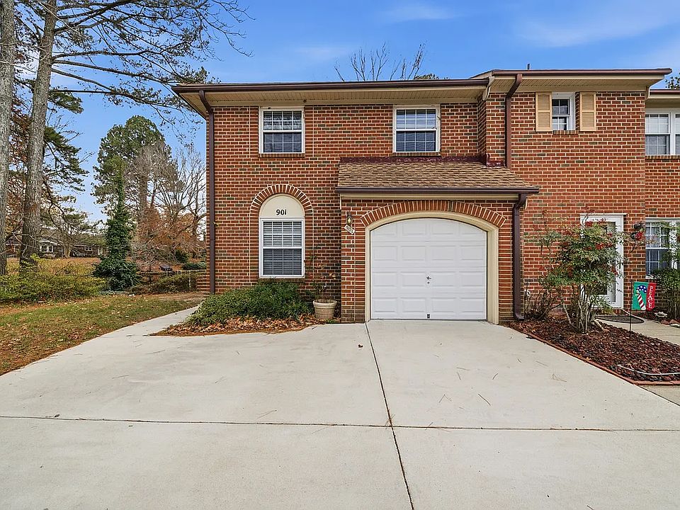 1st image of 901 Poquoson Cir
