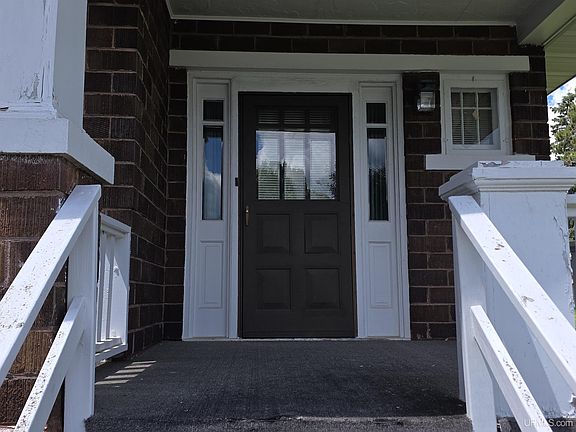 2nd image of 614 Roosevelt Ave