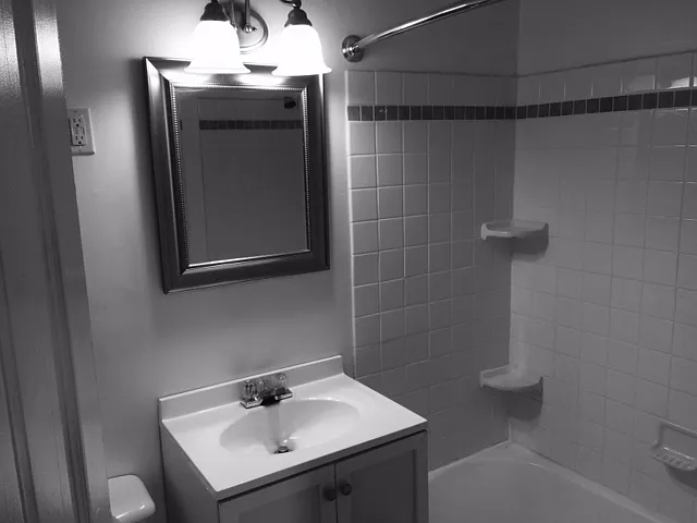 140 Seminary Ave #2 — Photo 6