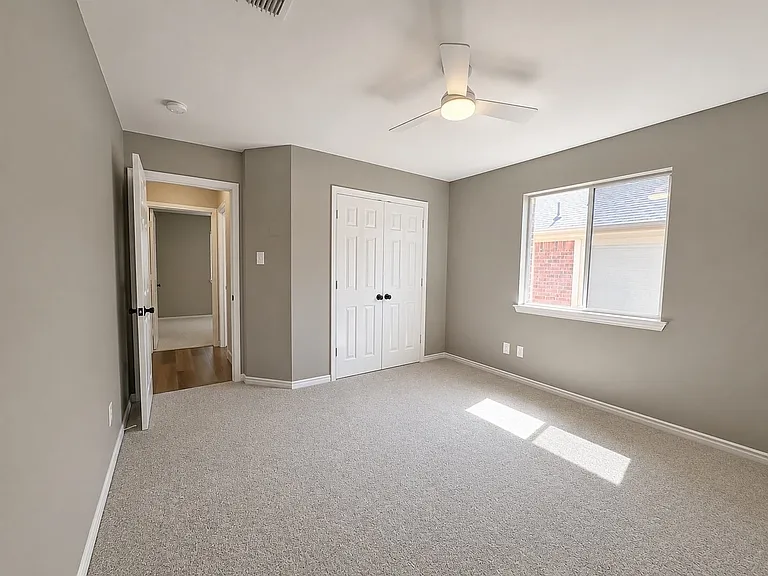 1612 Meadowview Dr — Photo 15