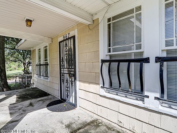 4th image of 967 KENMORE Street