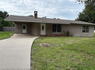 1008 Lagrande Blvd, Sebring, FL 33870