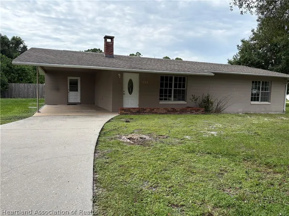 1008 Lagrande Blvd, Sebring, FL 33870
